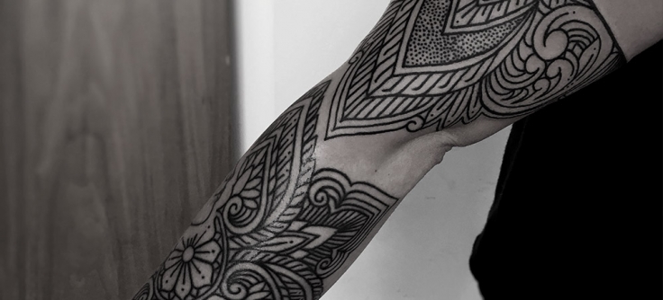 The Renaissance of Blackwork Tattoos: Bold Lines and Dynamic Designs - DH  Tattooing